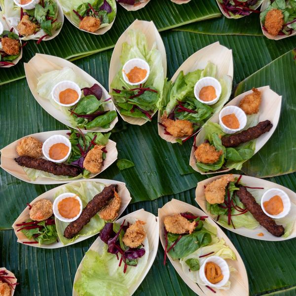 Banana Leaf logo
